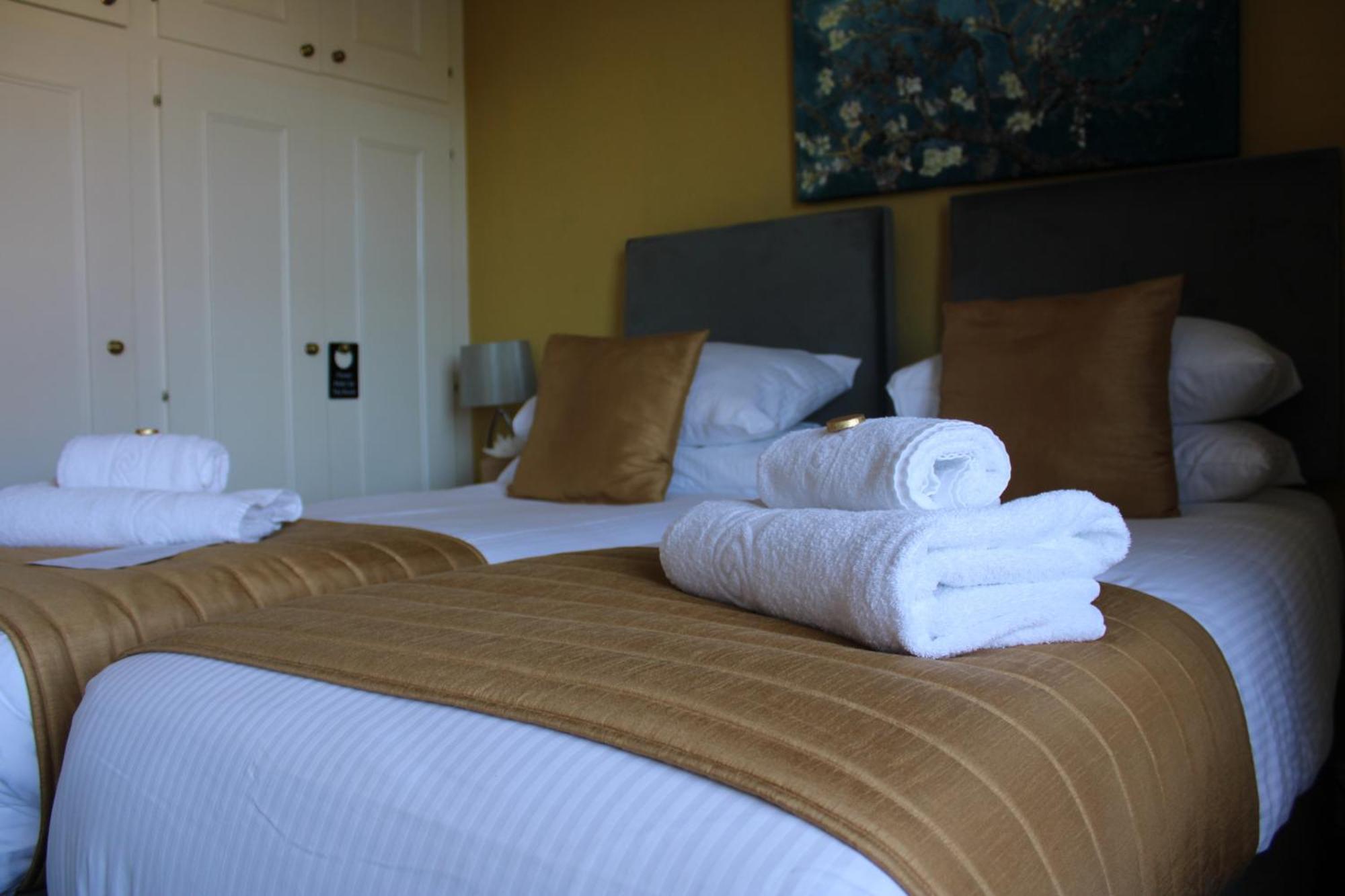 The Birdham At Bembridge Bed & Breakfast Bagian luar foto